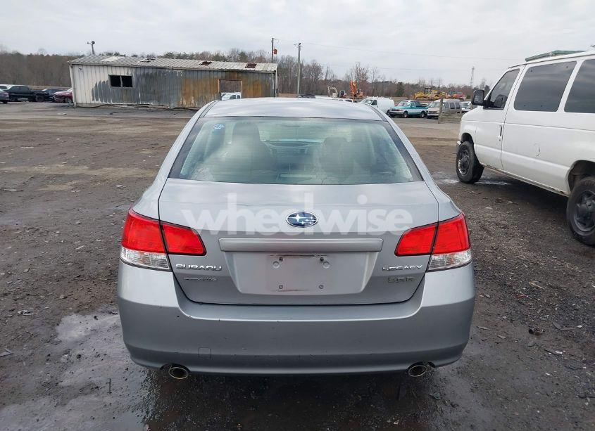 Photo 17 of 2010 Subaru Legacy 3.6R LIMITED (VIN 4S3BMDK63A2214797)