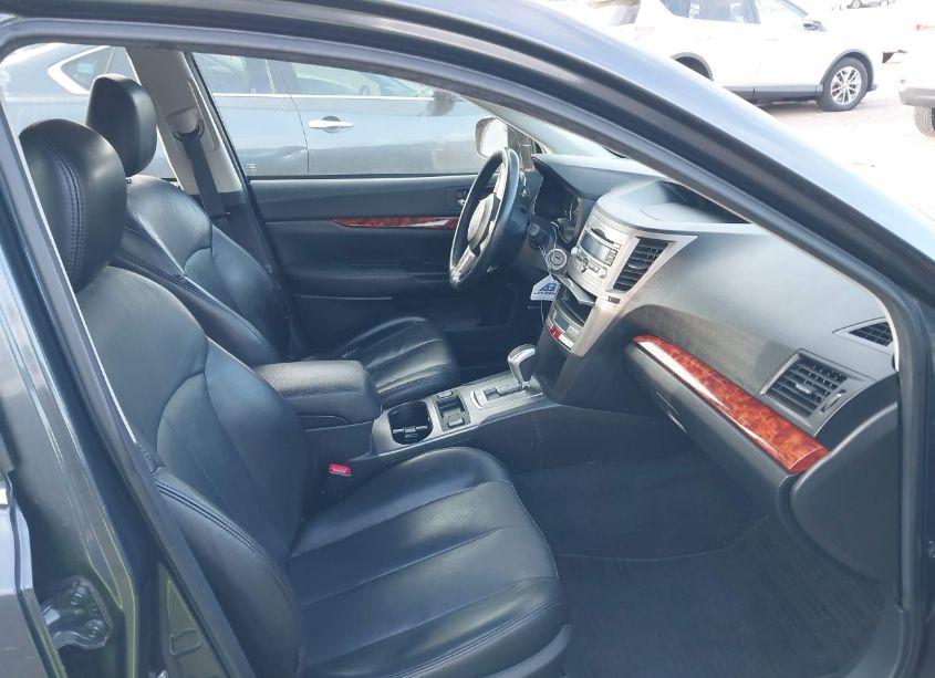 Photo 5 of 2010 Subaru Legacy 3.6R LIMITED (VIN 4S3BMDK69A2216070)