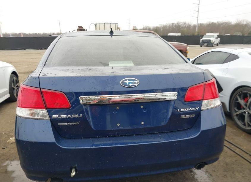 Photo 16 of 2011 Subaru Legacy 3.6R LIMITED (VIN 4S3BMDL60B2255680)