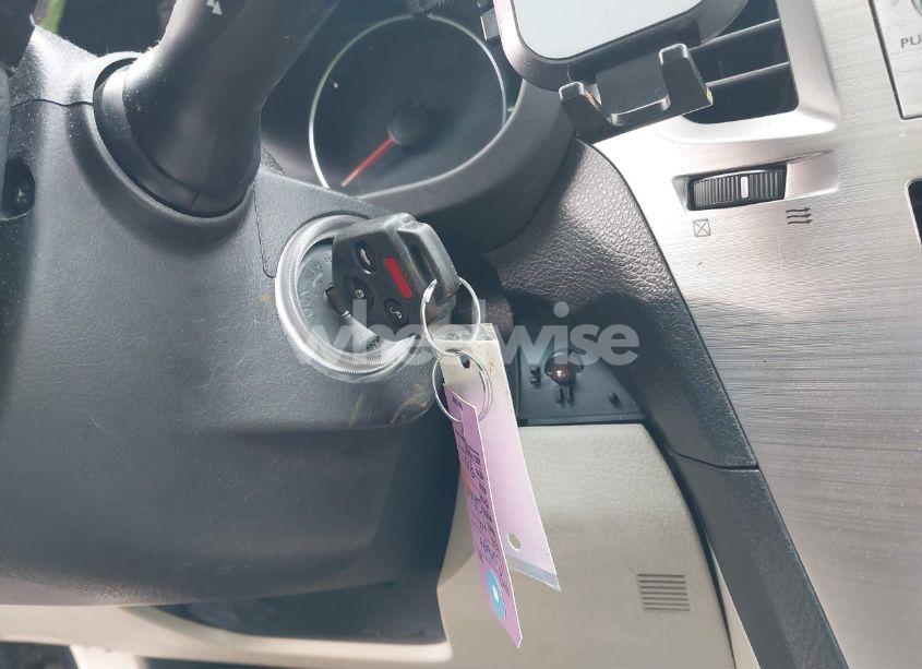 Photo 11 of 2014 Subaru Legacy 3.6R LIMITED (VIN 4S3BMDL62E2004910)