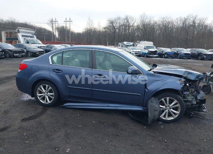 Photo 13 of 2014 Subaru Legacy 3.6R LIMITED (VIN 4S3BMDL62E2004910)