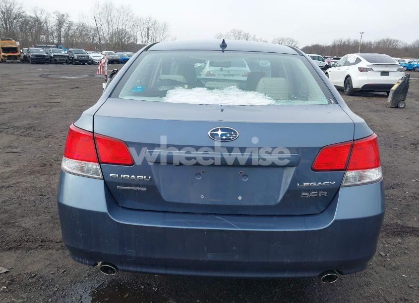 Photo 16 of 2014 Subaru Legacy 3.6R LIMITED (VIN 4S3BMDL62E2004910)
