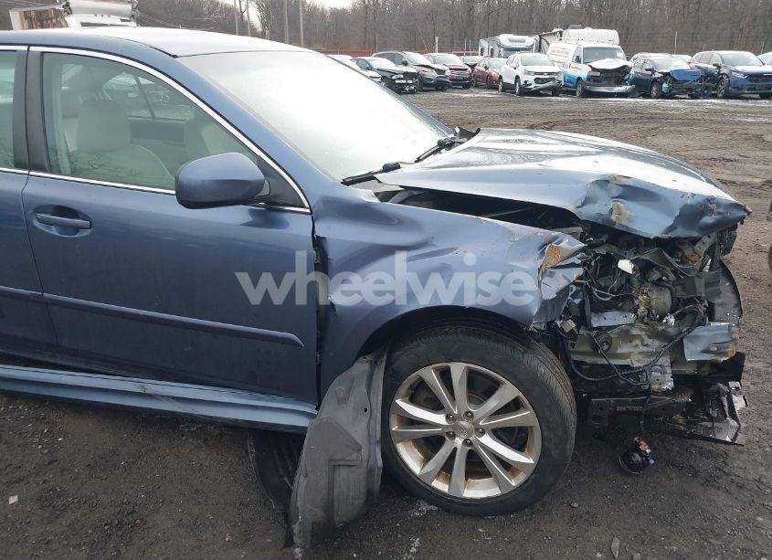 Photo 17 of 2014 Subaru Legacy 3.6R LIMITED (VIN 4S3BMDL62E2004910)