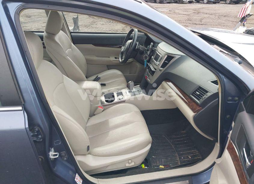 Photo 5 of 2014 Subaru Legacy 3.6R LIMITED (VIN 4S3BMDL62E2004910)