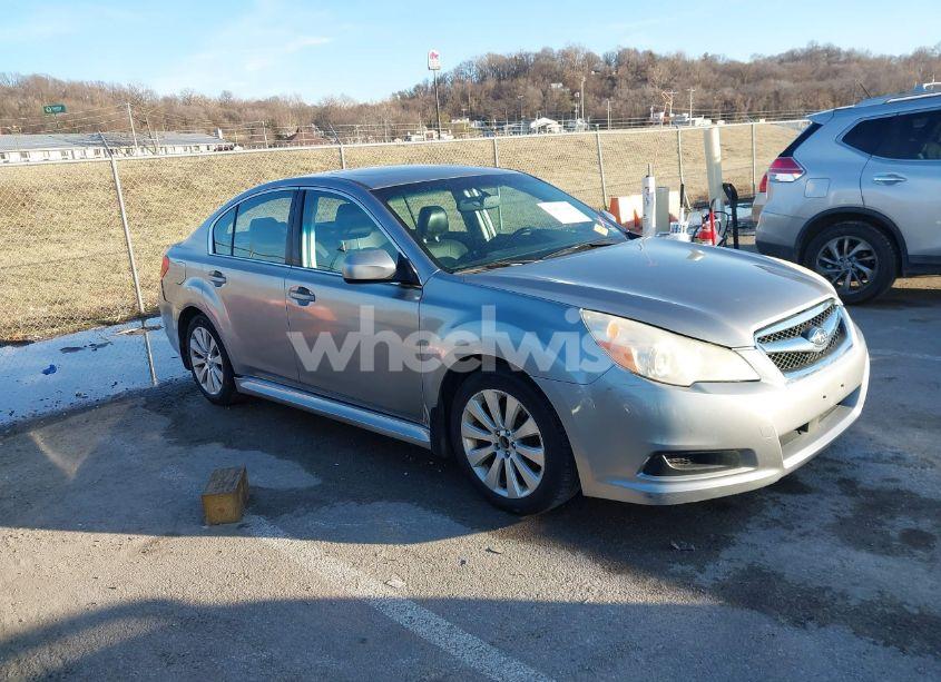 2010 Subaru Legacy 3.6R LIMITED (VIN 4S3BMDL67A2224828) main photo