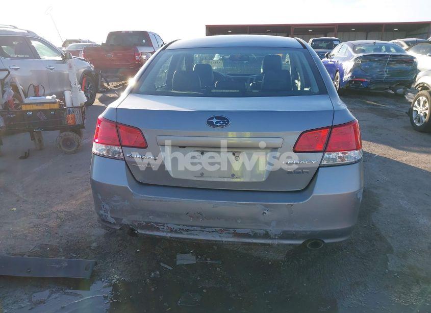 Photo 16 of 2010 Subaru Legacy 3.6R LIMITED (VIN 4S3BMDL67A2224828)