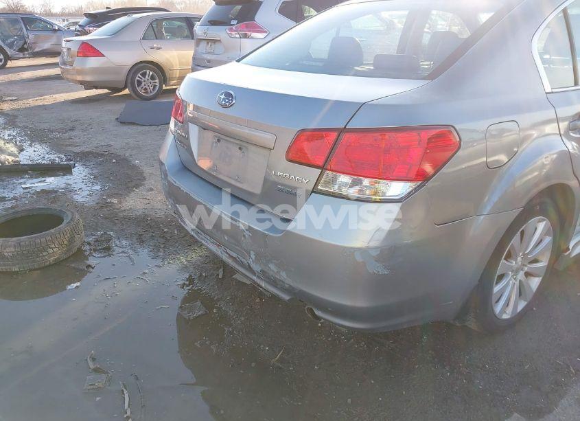Photo 6 of 2010 Subaru Legacy 3.6R LIMITED (VIN 4S3BMDL67A2224828)