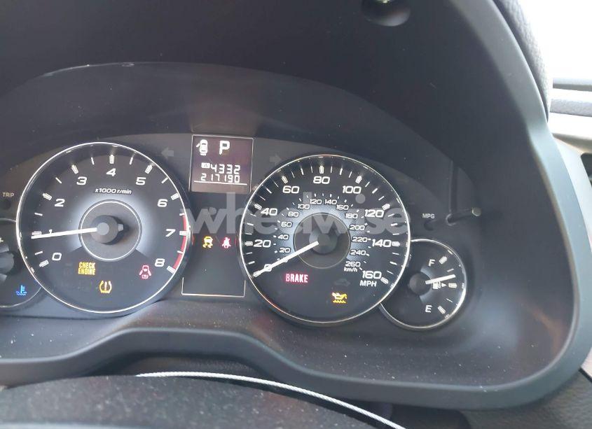 Photo 7 of 2010 Subaru Legacy 3.6R LIMITED (VIN 4S3BMDL67A2224828)