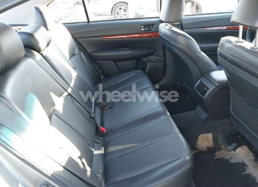 Photo 8 of 2010 Subaru Legacy 3.6R LIMITED (VIN 4S3BMDL67A2224828)