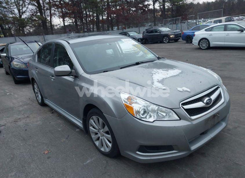 2010 Subaru Legacy 3.6R LIMITED (VIN 4S3BMDL6XA2233538) main photo