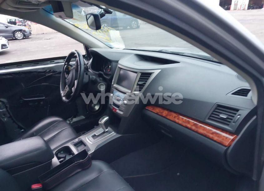 Photo 5 of 2010 Subaru Legacy 3.6R LIMITED (VIN 4S3BMDL6XA2233538)