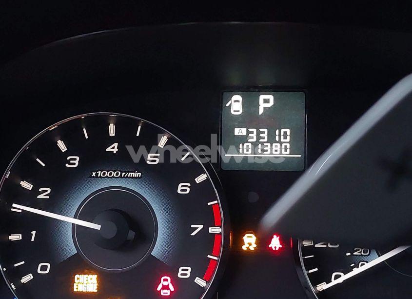 Photo 7 of 2010 Subaru Legacy 3.6R LIMITED (VIN 4S3BMDL6XA2233538)