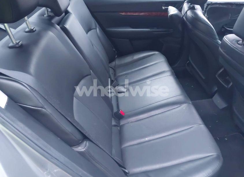 Photo 8 of 2010 Subaru Legacy 3.6R LIMITED (VIN 4S3BMDL6XA2233538)