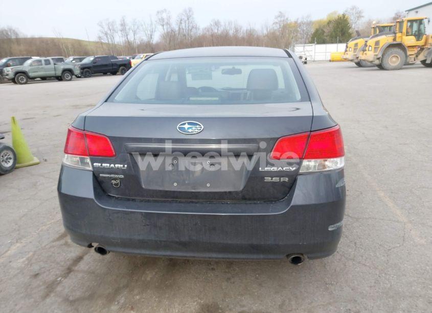 Photo 16 of 2010 Subaru Legacy 3.6R LIMITED (VIN 4S3BMDL6XA2246614)