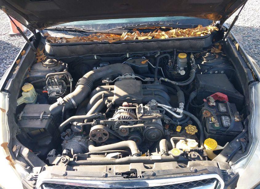 Photo 10 of 2010 Subaru Legacy 3.6R (VIN 4S3BMEA65A2215909)