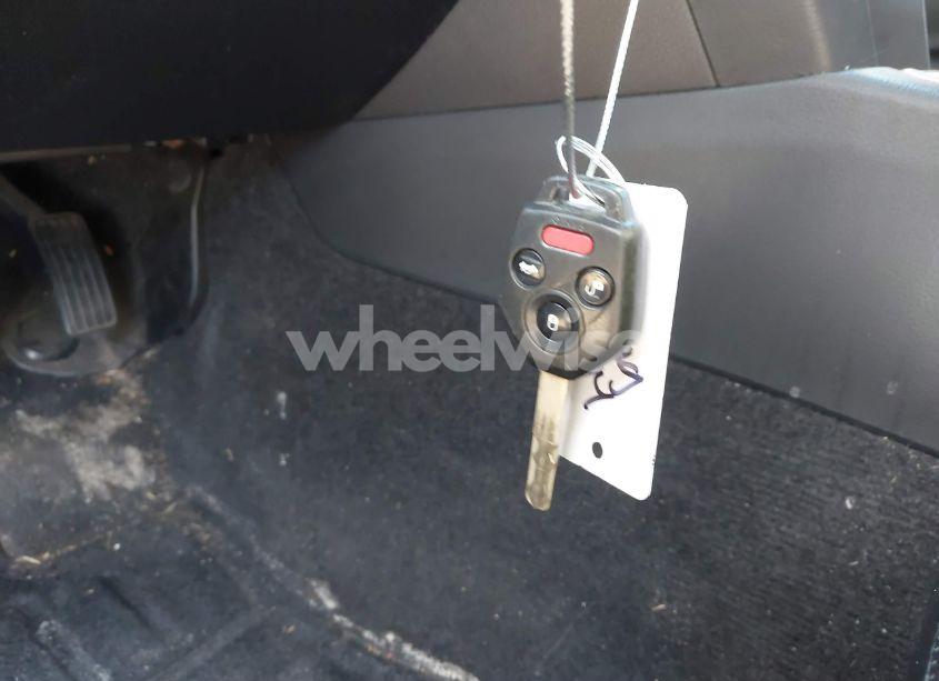 Photo 11 of 2010 Subaru Legacy 3.6R LIMITED (VIN 4S3BMEJ69A2223012)