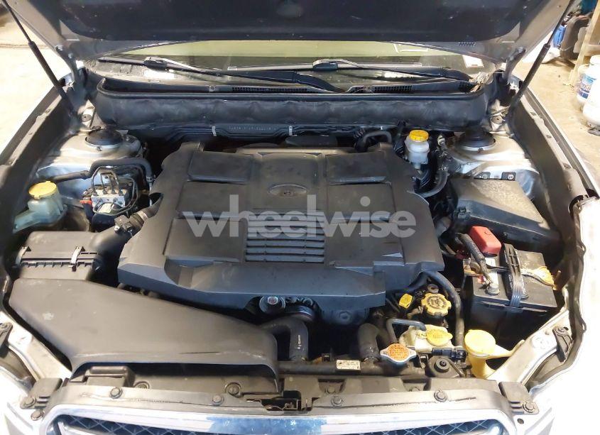 Photo 10 of 2010 Subaru Legacy 3.6R LIMITED (VIN 4S3BMEK65A2220431)