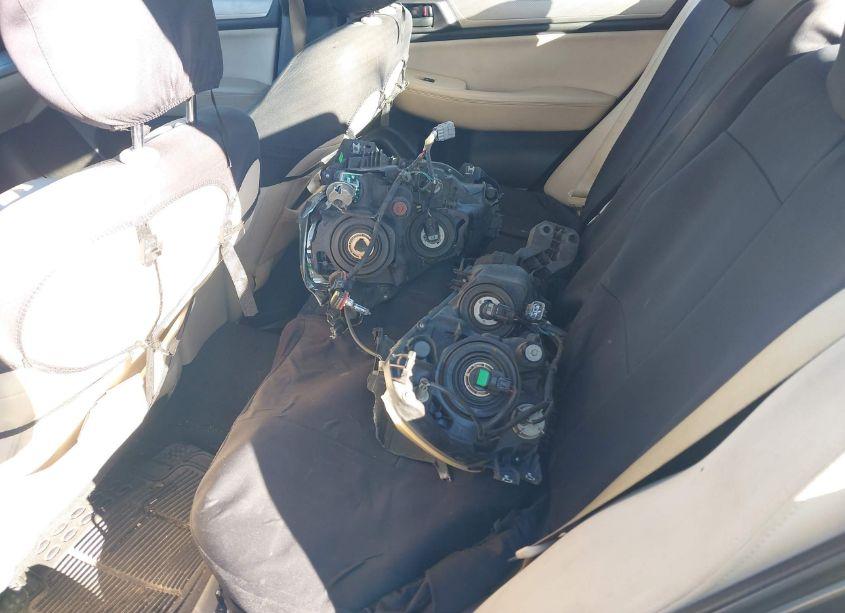 Photo 12 of 2016 Subaru Legacy 2.5I (VIN 4S3BNAA65G3020997)