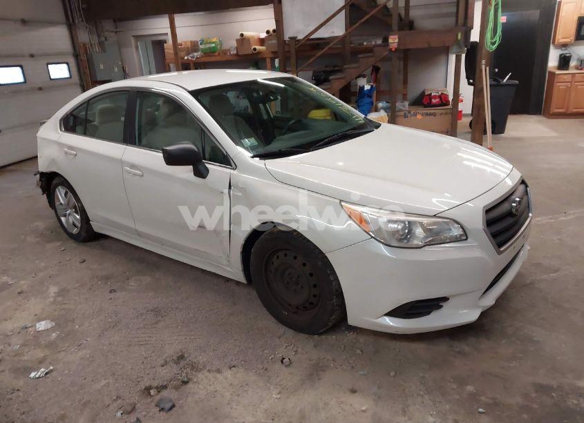 2015 Subaru Legacy 2.5I (VIN 4S3BNAA66F3050167) main photo
