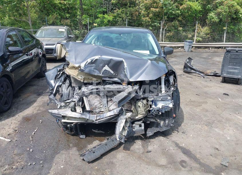 Photo 12 of 2018 Subaru Legacy 2.5I (VIN 4S3BNAA67J3032155)