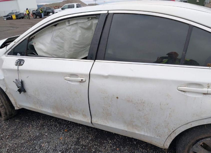 Photo 14 of 2015 Subaru Legacy 2.5I (VIN 4S3BNAA69F3039731)