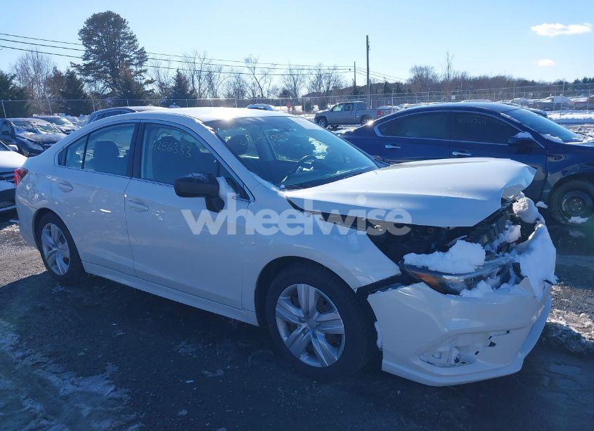 2019 Subaru Legacy 2.5I (VIN 4S3BNAB64K3016642) main photo