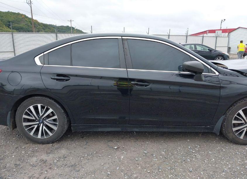 Photo 13 of 2018 Subaru Legacy 2.5I (VIN 4S3BNAB66J3034512)