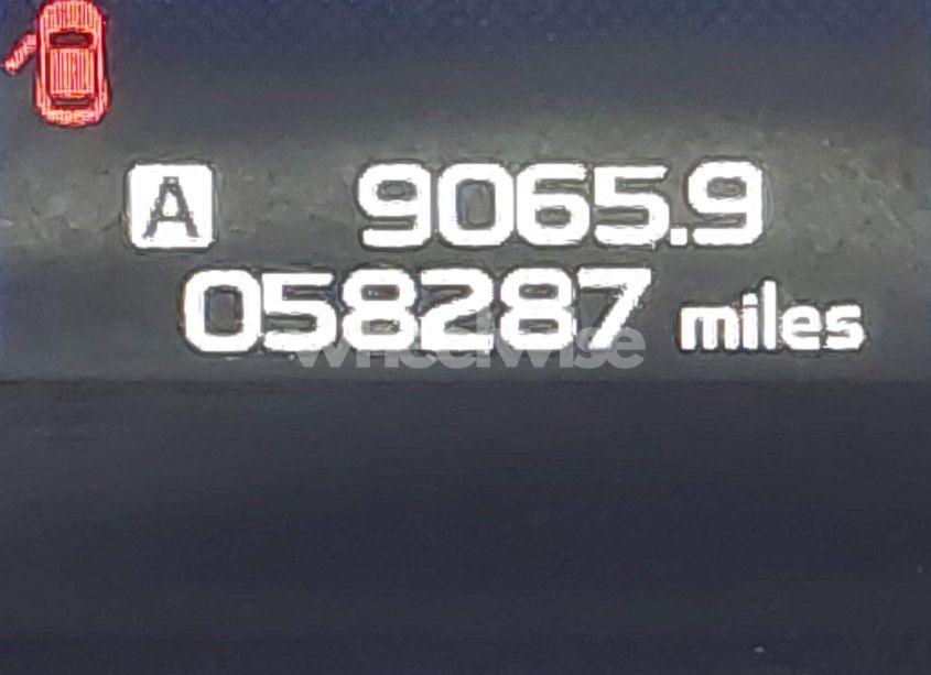 Photo 15 of 2017 Subaru Legacy 2.5I PREMIUM (VIN 4S3BNAC62H3018025)