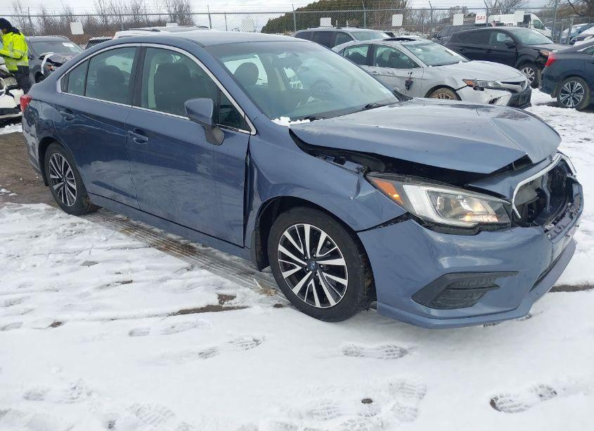 2018 Subaru Legacy 2.5I PREMIUM (VIN 4S3BNAC69J3005245) main photo