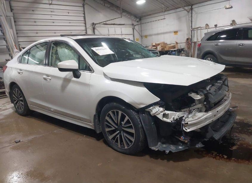 2018 Subaru Legacy 2.5I PREMIUM (VIN 4S3BNAD60J3016049) main photo