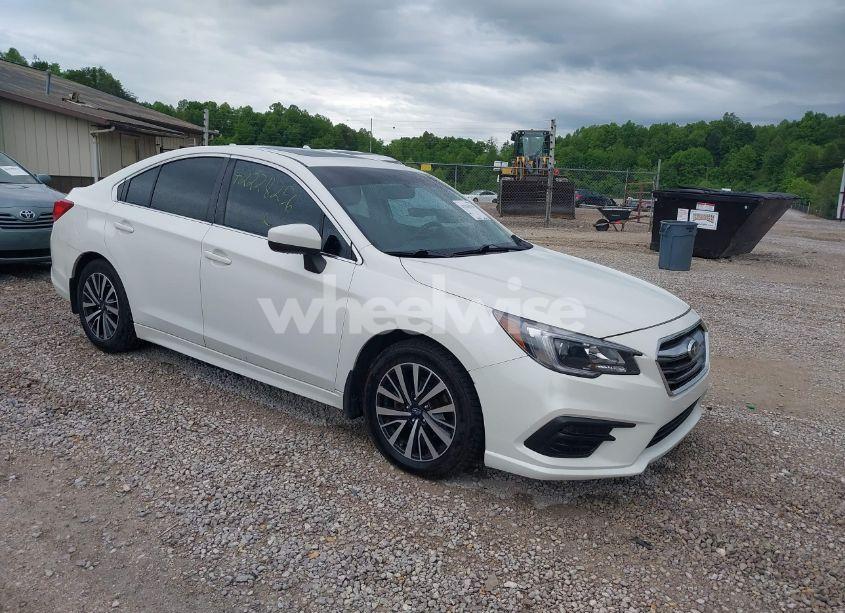 2018 Subaru Legacy 2.5I PREMIUM (VIN 4S3BNAD69J3011867) main photo