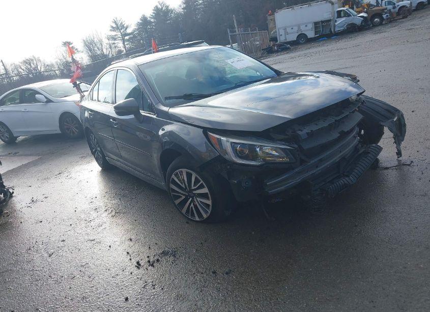 2018 Subaru Legacy 2.5I PREMIUM (VIN 4S3BNAF63J3003227) main photo