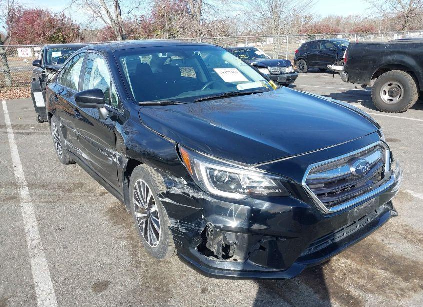 2019 Subaru Legacy 2.5I PREMIUM (VIN 4S3BNAF64K3034360) main photo