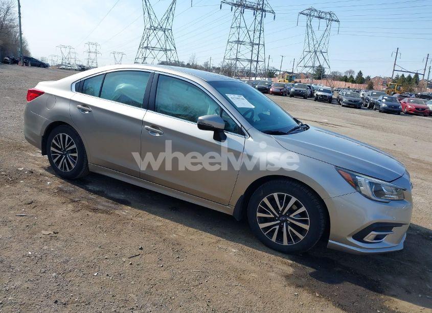 2018 Subaru Legacy 2.5I PREMIUM (VIN 4S3BNAF69J3018430) main photo