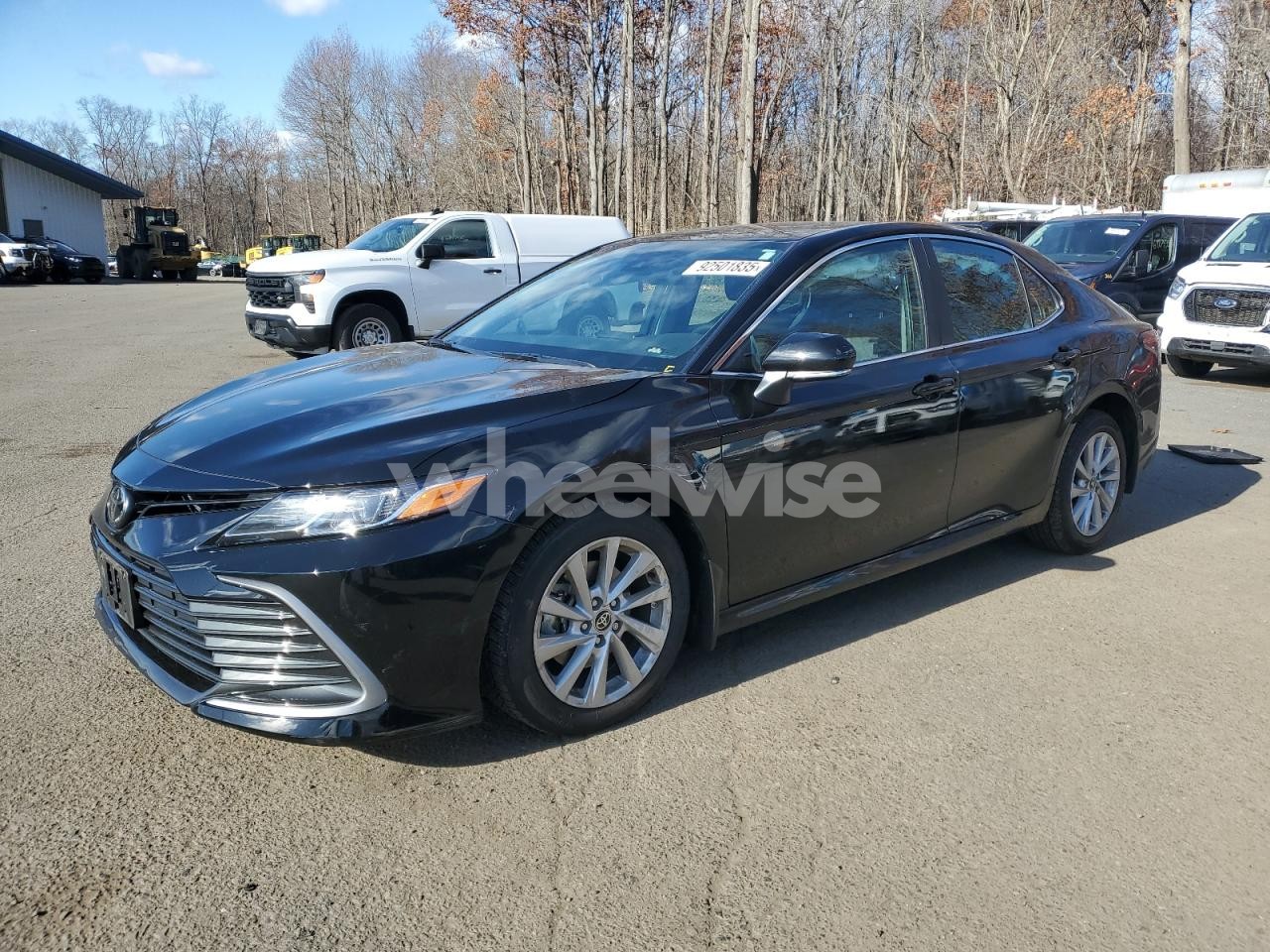 2024 TOYOTA CAMRY LE (VIN 4S3BNAH63H3050894) main photo