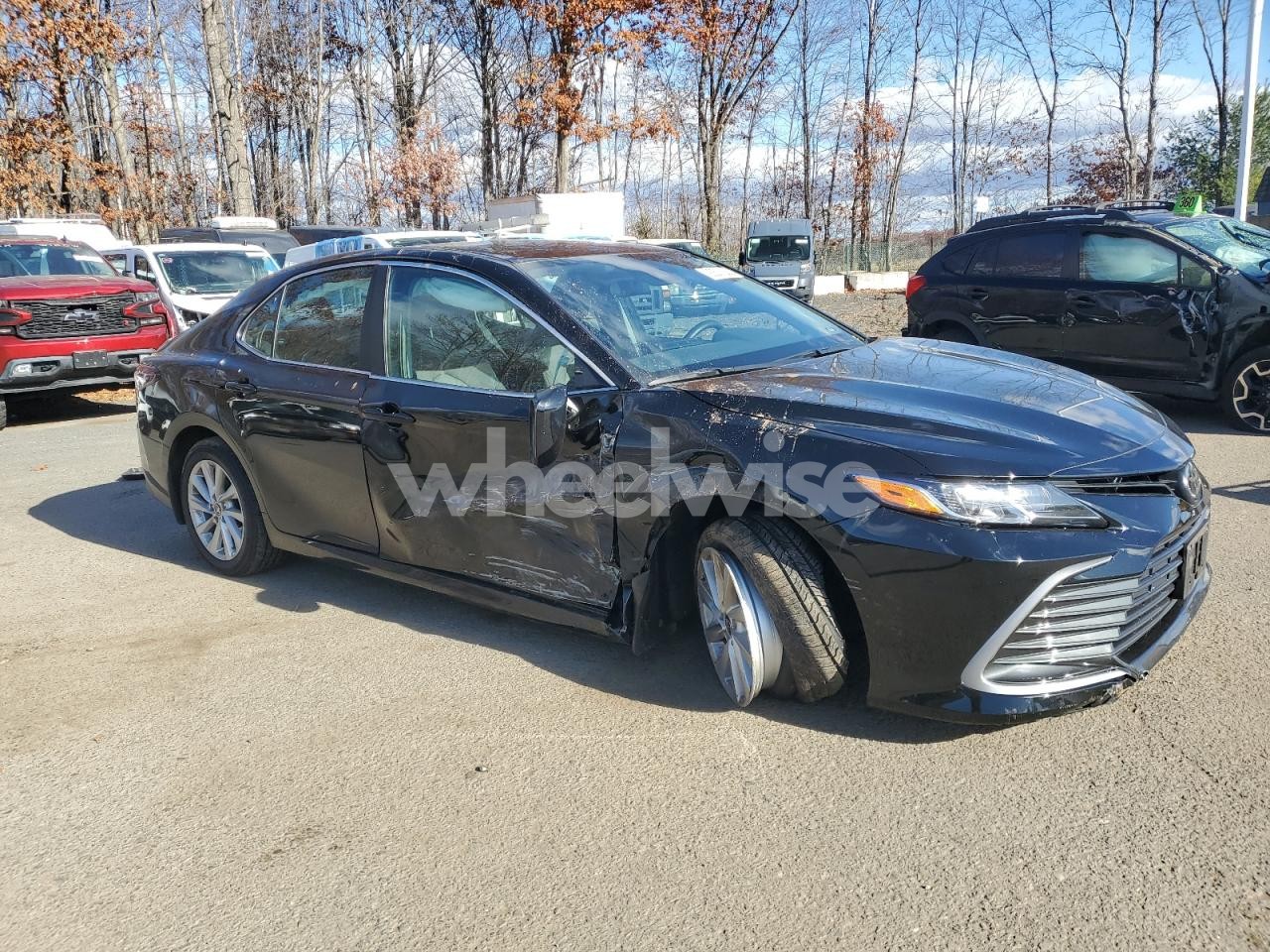 Photo 4 of 2024 TOYOTA CAMRY LE (VIN 4S3BNAH63H3050894)