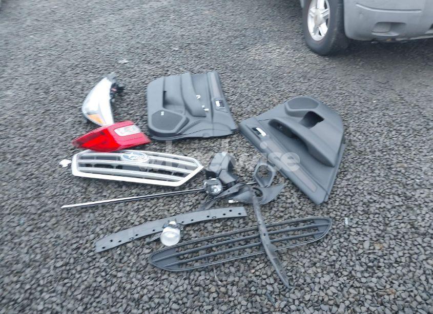 Photo 12 of 2017 Subaru Legacy 2.5I LIMITED (VIN 4S3BNAK69H3067997)