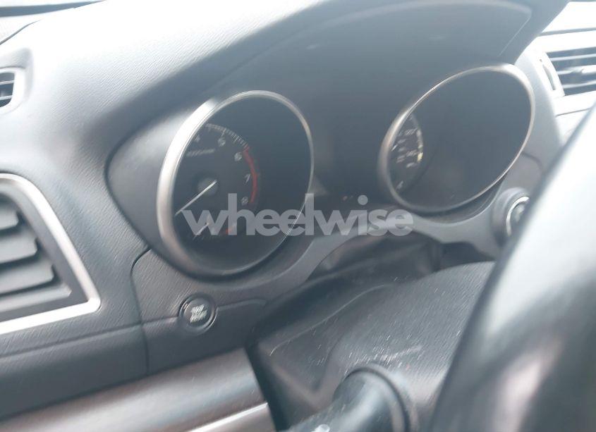 Photo 14 of 2015 Subaru Legacy 2.5I LIMITED (VIN 4S3BNAL6XF3005732)