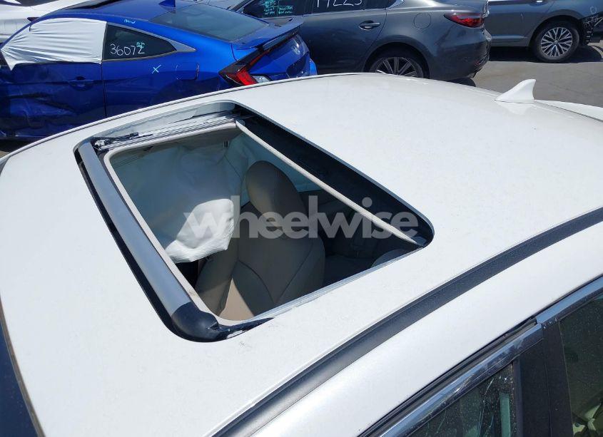 Photo 18 of 2019 Subaru Legacy 2.5I LIMITED (VIN 4S3BNAN62K3033208)