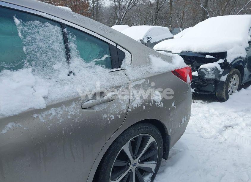 Photo 12 of 2015 Subaru Legacy 2.5I LIMITED (VIN 4S3BNAN68F3032702)