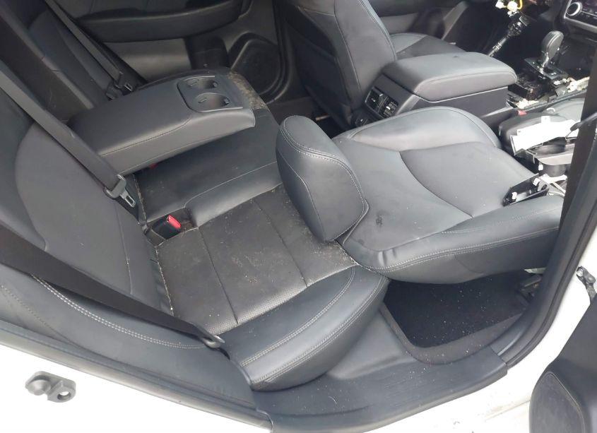 Photo 8 of 2019 Subaru Legacy 2.5I LIMITED (VIN 4S3BNAN68K3019832)