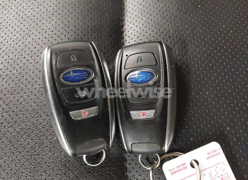 Photo 11 of 2017 Subaru Legacy 2.5I LIMITED (VIN 4S3BNAN6XH3056471)