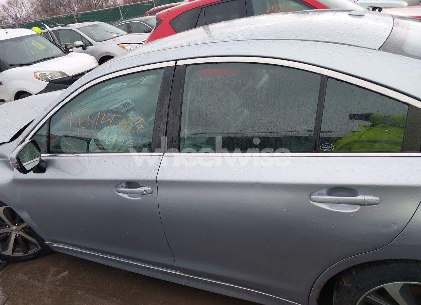 Photo 14 of 2015 Subaru Legacy 2.5I LIMITED (VIN 4S3BNBJ61F3058974)