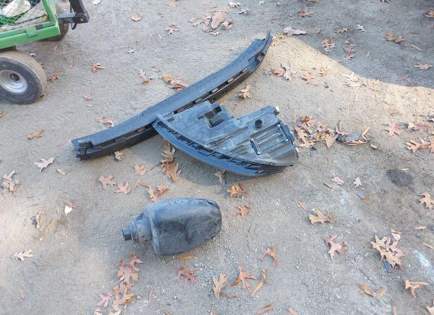 Photo 12 of 2015 Subaru Legacy 2.5I LIMITED (VIN 4S3BNBJ67F3043847)