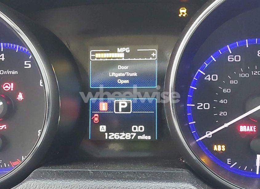 Photo 15 of 2015 Subaru Legacy 2.5I LIMITED (VIN 4S3BNBL63F3031742)