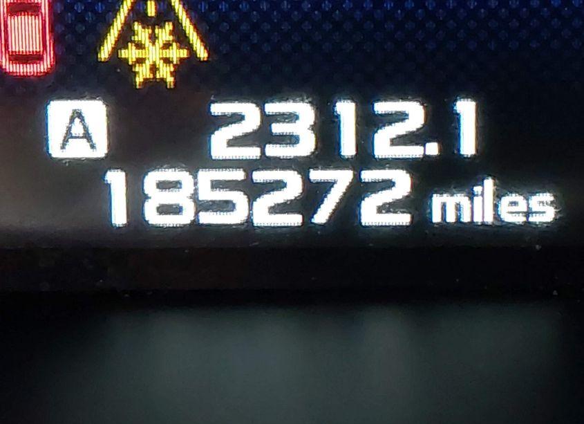 Photo 15 of 2016 Subaru Legacy 2.5I LIMITED (VIN 4S3BNBN61G3041037)