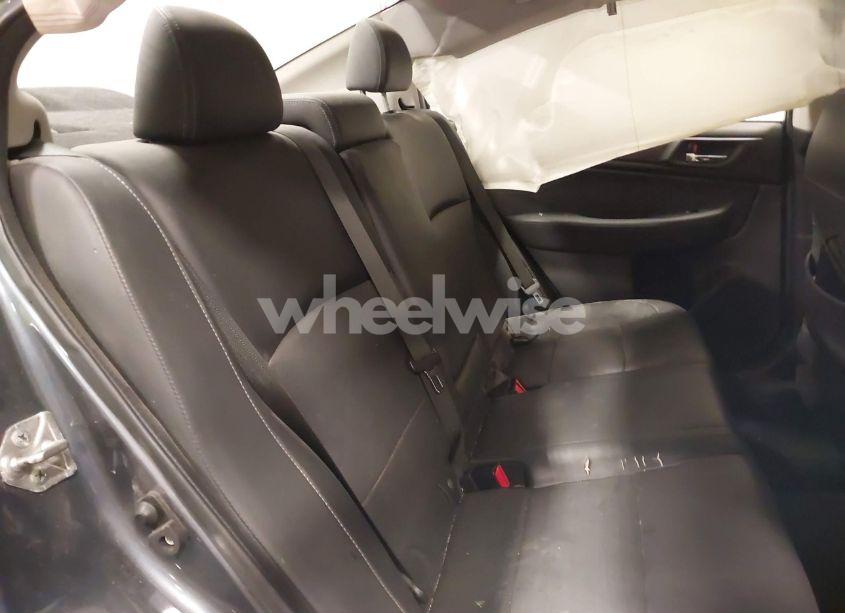 Photo 8 of 2016 Subaru Legacy 3.6R LIMITED (VIN 4S3BNEJ68G3015509)