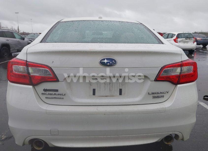 Photo 16 of 2015 Subaru Legacy 3.6R LIMITED (VIN 4S3BNEL63F3013842)