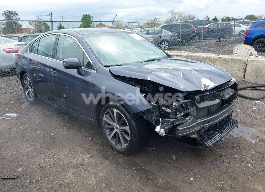 2015 Subaru Legacy 3.6R LIMITED (VIN 4S3BNEN61F3034072) main photo