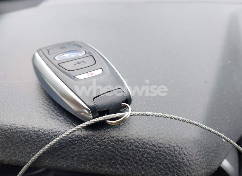 Photo 11 of 2015 Subaru Legacy 3.6R LIMITED (VIN 4S3BNEN61F3034072)